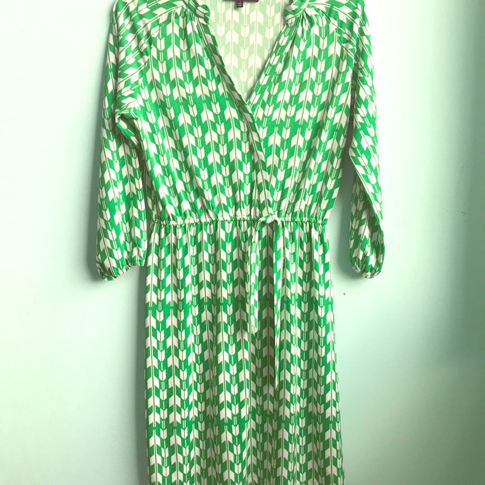 Green retro dress